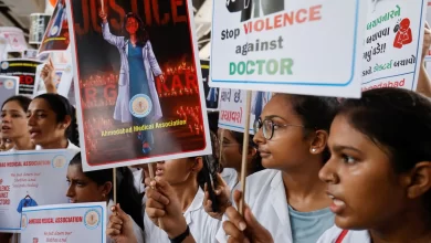 કોલકાતામાં જુનિયર ડોકટરો શનિવારે 42 દિવસ બાદ ઈમરજન્સી સેવાઓ ફરી શરૂ કરશે ,