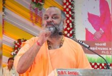 જુનાગઢની ધર્મસભામાં મહંત મહેશગીરીનો હરીગીરીને લલકાર : હરીગીરી અને તેની ગેંગ વિરૂધ્ધ હ્યુમન રાઇટસ અને સરકાર તપાસ કરે તો મોટા કૌભાંડો બહાર આવશે ,