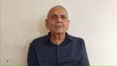હવામાન નિષ્ણાત અંબાલાલ પટેલે રાજ્યના હવામાનને લઇને આગાહી કરતા કહ્યું કે બંગાળના ઉપસાગર અને અરબી સમુદ્રના ભેજ અને વેસ્ટર્ન ડિસ્ટર્બન્સના કારણે ગુજરાતના હવામાનમાં માર્ચના અંતિમ દિવસોથી લઇ એપ્રિલની શરૂઆત સુધીમાં પલટો આવશે ,