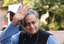 શશી થરૂર સર્વદલીય પ્રતિનિધિ મંડળની સાથે અમેરીકાનાં પ્રવાસે છે ત્યારે ; સવાલો ઉઠાવનાર કોંગ્રેસ ,